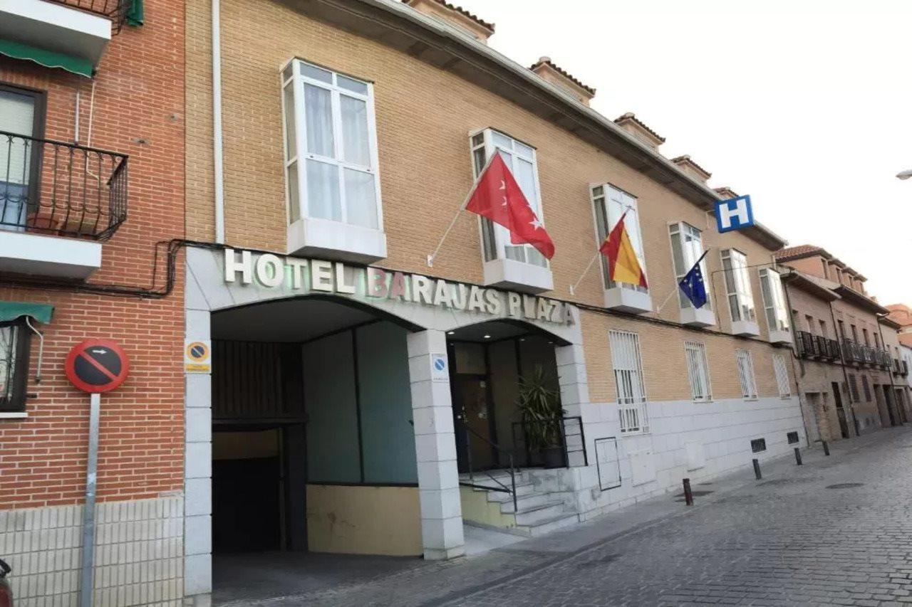 Hotel Barajas Plaza Madrid Exterior photo