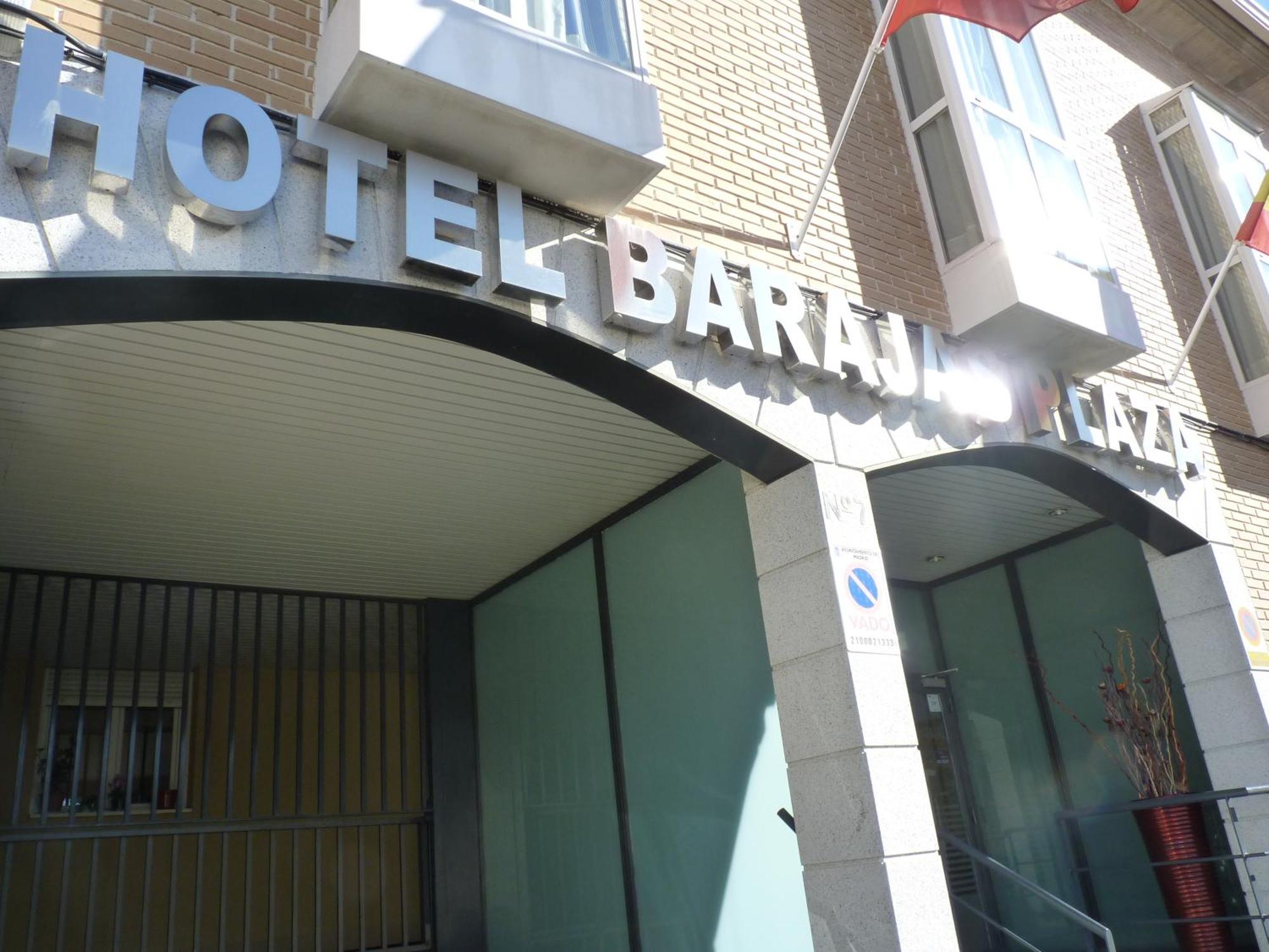 Hotel Barajas Plaza Madrid Exterior photo